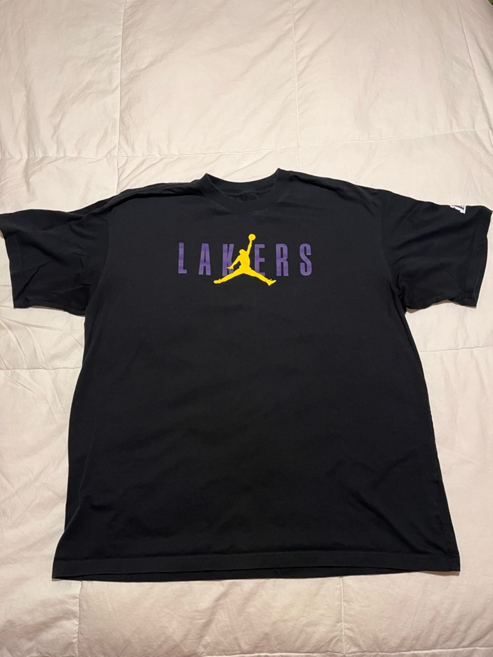 Jordan Nike Black Los Angeles Lakers Tee with Purple & Yellow Details Size Large